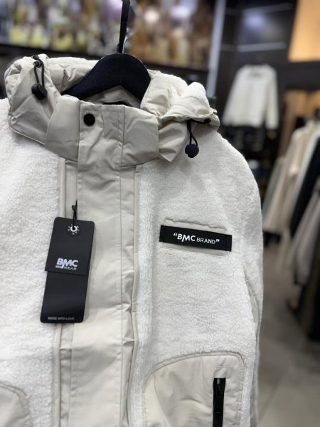 جاكيت فروة الخاروف BMC