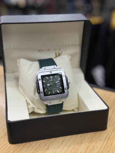 ساعة HUBLOT