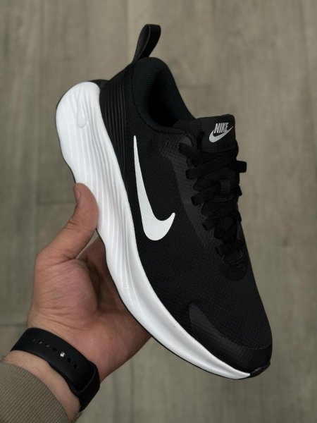 حذاء NIKE أصلي