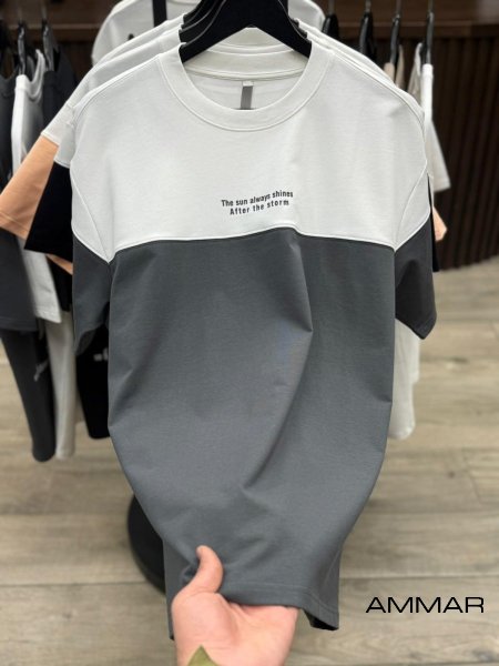 أبيض / رمادي