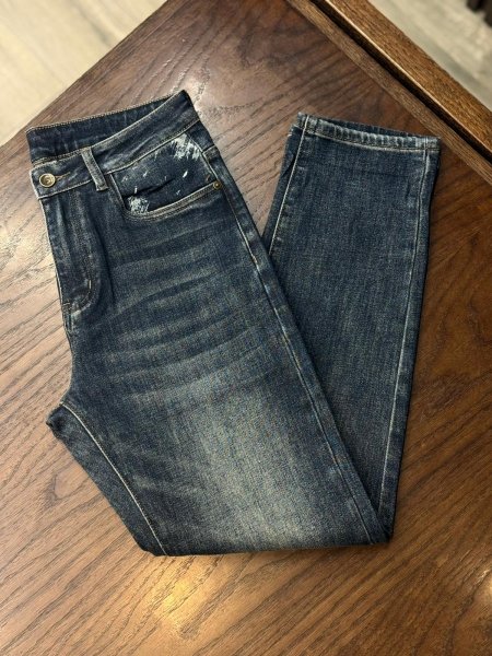 بنطلون جينز نص بوي فريند