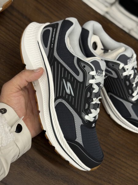 حذاء SKECHERS أصلي