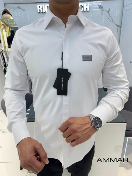 أبيض B