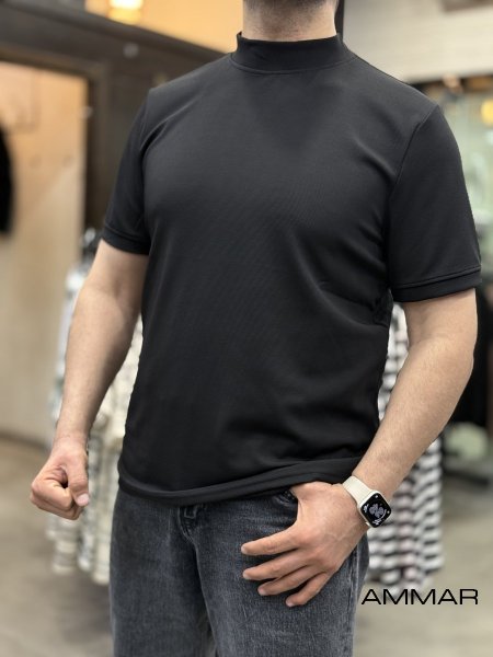 أسود