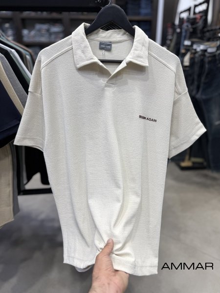 أبيض