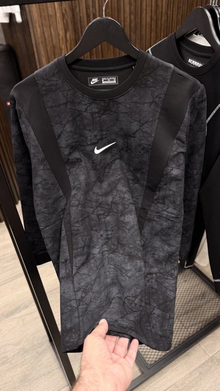 بلوزة ربيعي ماركة NIKE